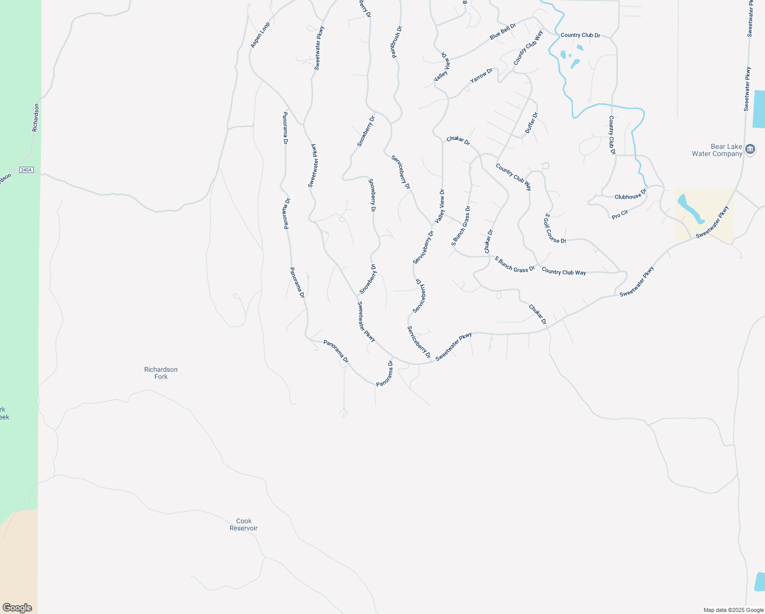 map of restaurants, bars, coffee shops, grocery stores, and more near 3321 Snowshoe Circle in Garden City