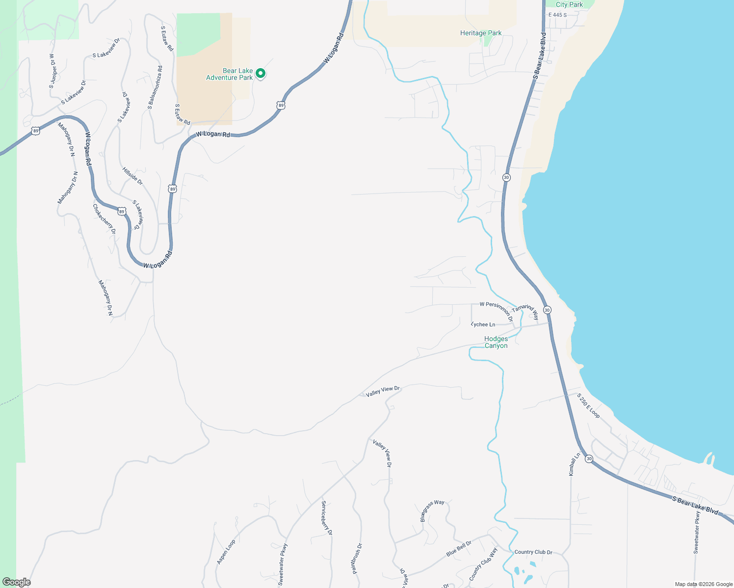 map of restaurants, bars, coffee shops, grocery stores, and more near 639 West Red Tail Circle in Garden City