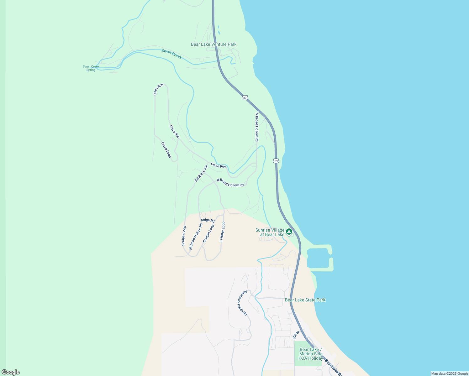 map of restaurants, bars, coffee shops, grocery stores, and more near 1434 North Broad Hollow Road in Garden City