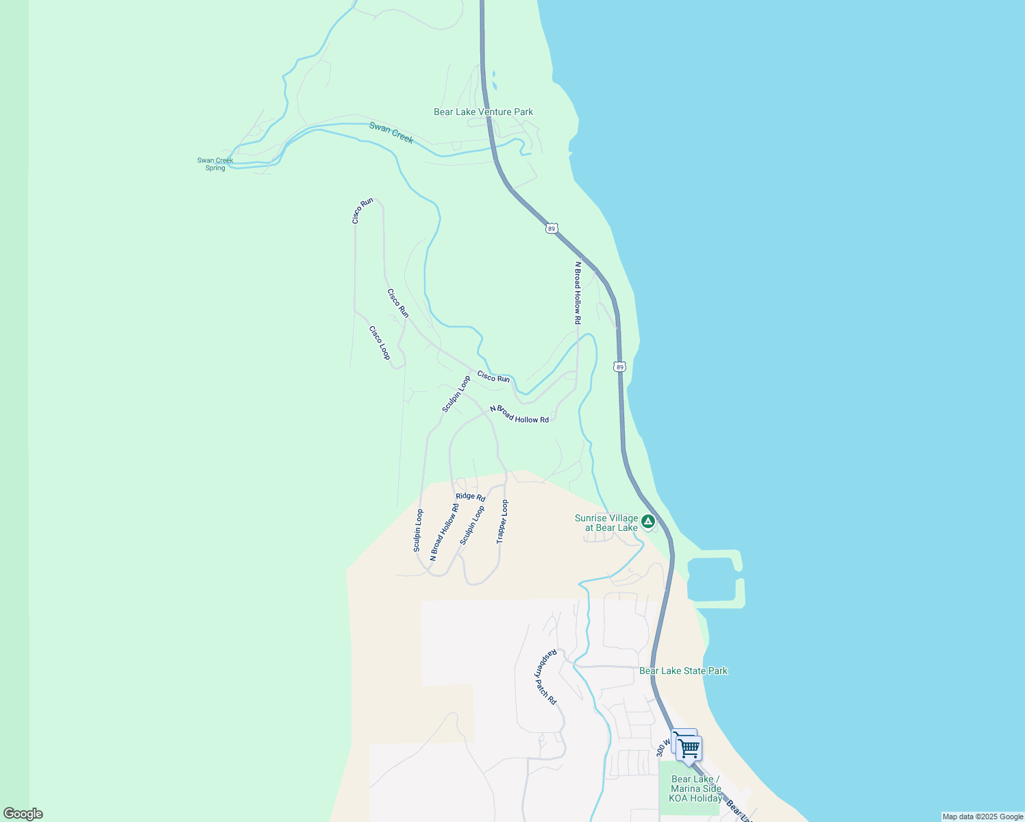 map of restaurants, bars, coffee shops, grocery stores, and more near 1427 North Broad Hollow Road in Garden City