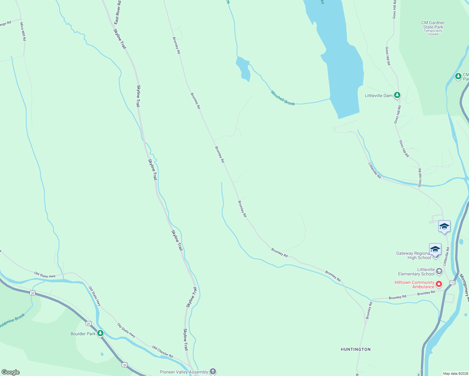 map of restaurants, bars, coffee shops, grocery stores, and more near 32 Bromley Road in Huntington
