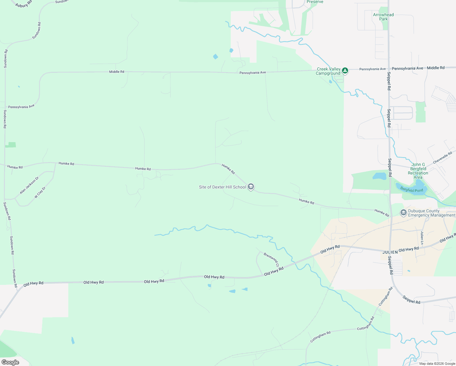 map of restaurants, bars, coffee shops, grocery stores, and more near 16144 Majestic Drive in Dubuque