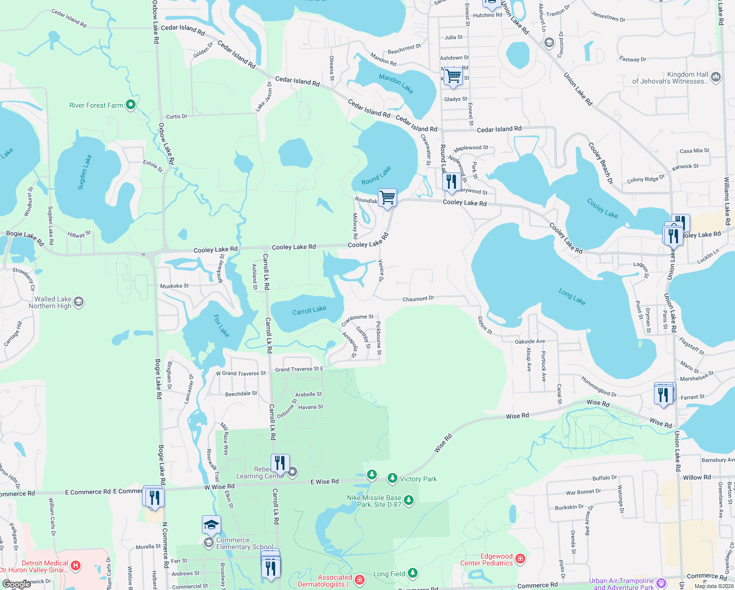 map of restaurants, bars, coffee shops, grocery stores, and more near 6079 Venice Drive in Commerce Charter Township