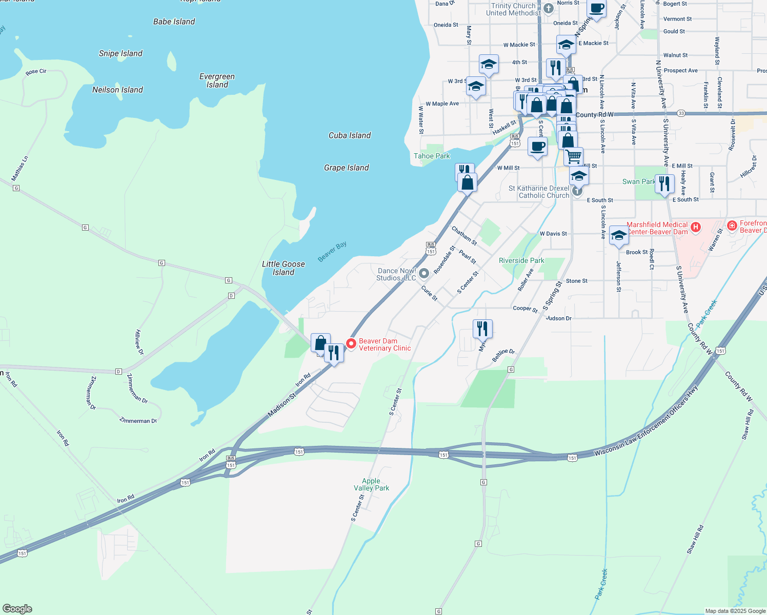 map of restaurants, bars, coffee shops, grocery stores, and more near 1017 Madison St in Beaver Dam