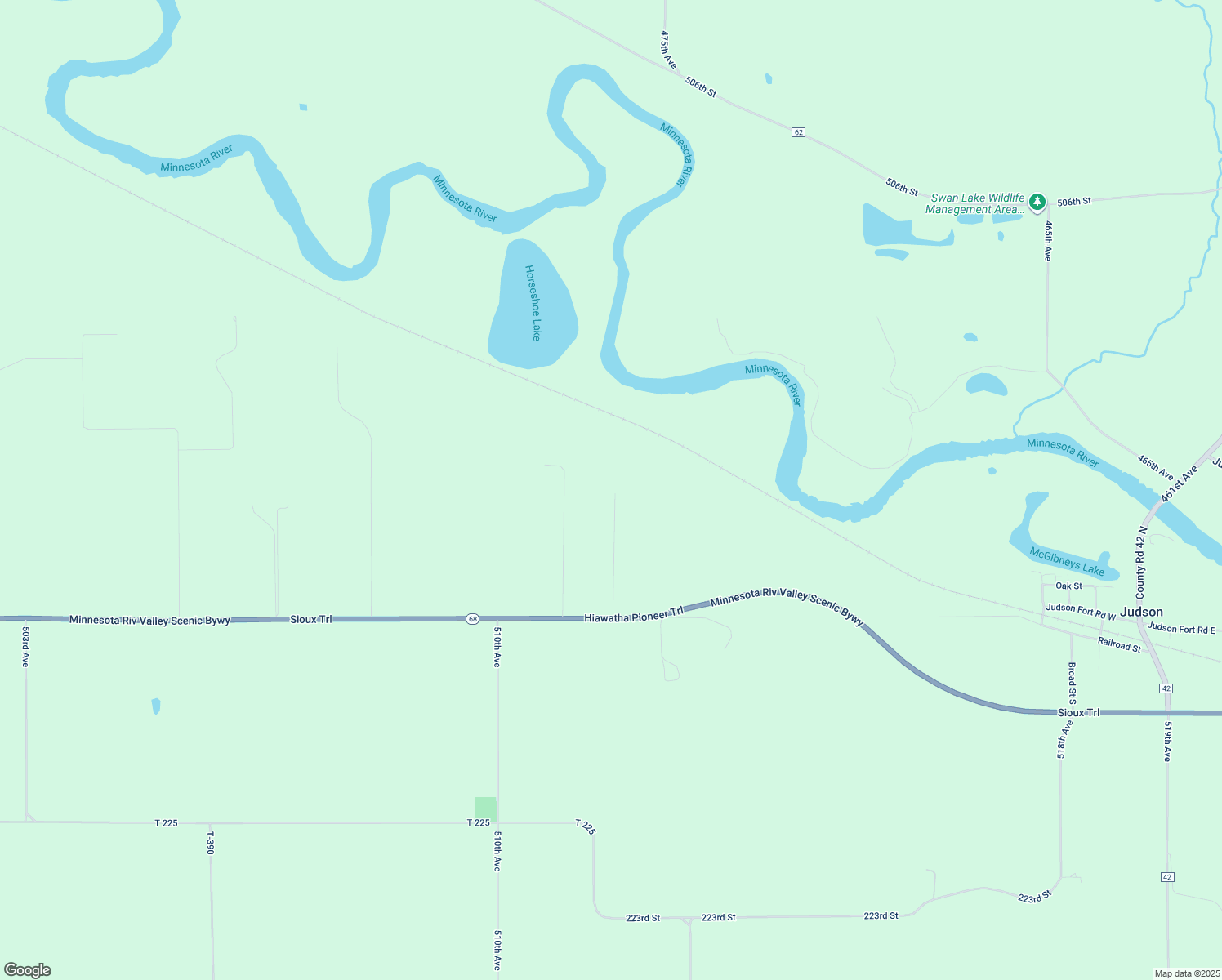 map of restaurants, bars, coffee shops, grocery stores, and more near Minnesota 68 in Lake Crystal