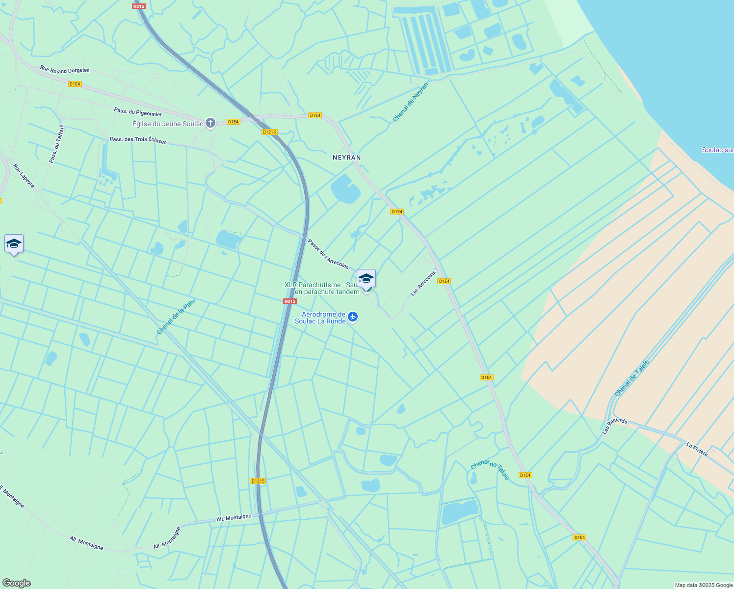 map of restaurants, bars, coffee shops, grocery stores, and more near 1 Les Arrecoins in Soulac-sur-Mer