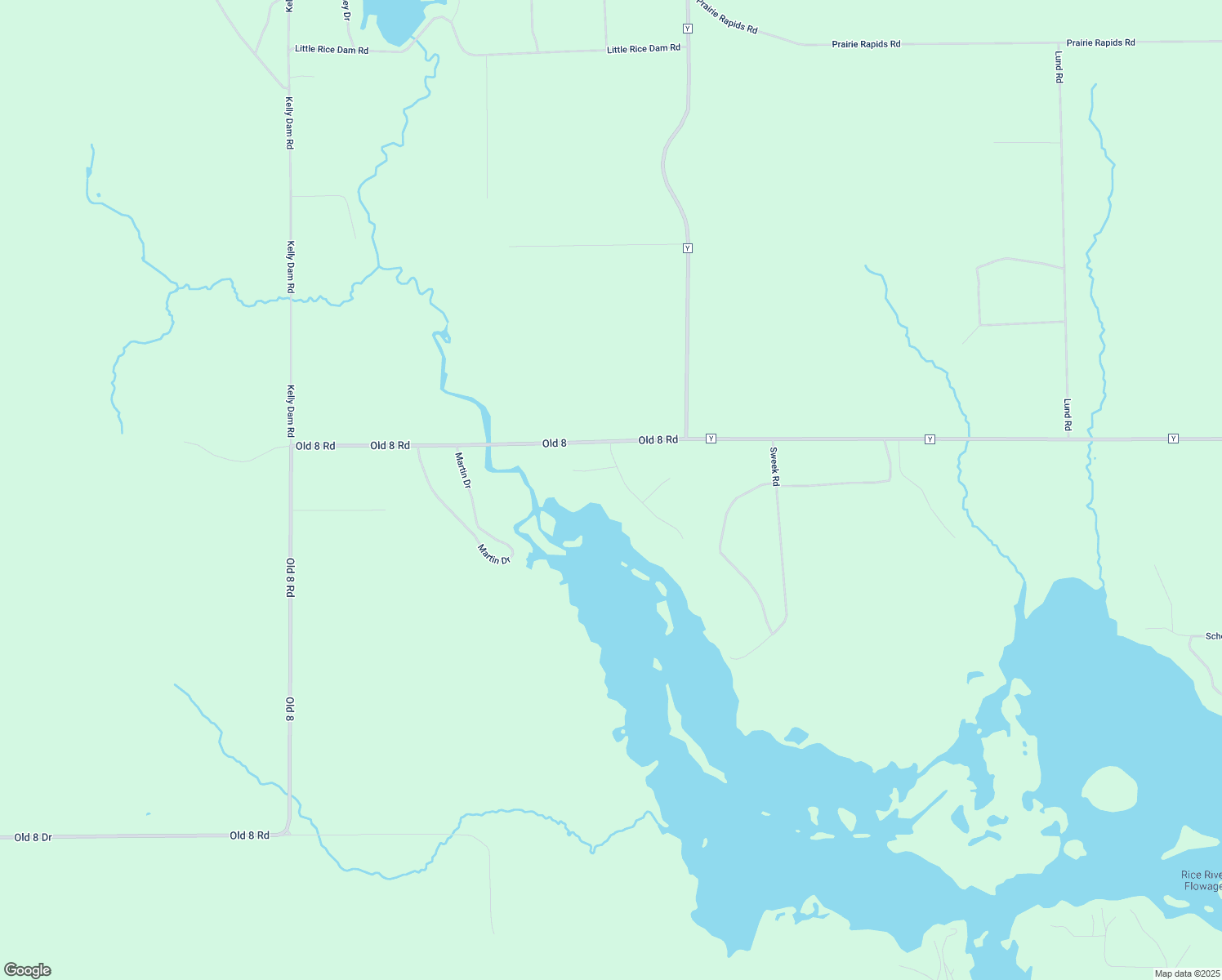 map of restaurants, bars, coffee shops, grocery stores, and more near 2187 Woodsmoke Drive in Tomahawk