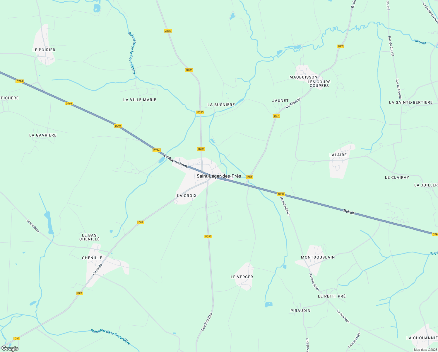 map of restaurants, bars, coffee shops, grocery stores, and more near in Saint-Léger-des-Prés