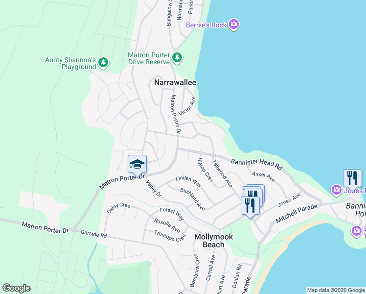 map of restaurants, bars, coffee shops, grocery stores, and more near 4 Bannister Head Road in Mollymook Beach