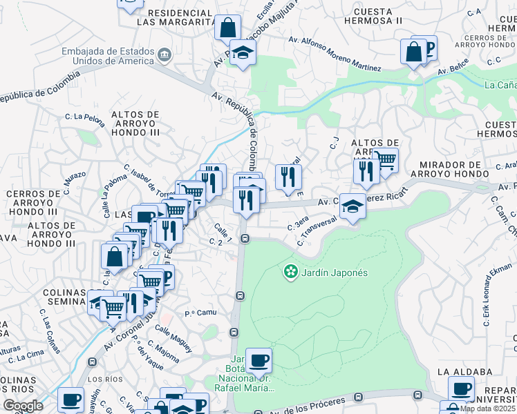 map of restaurants, bars, coffee shops, grocery stores, and more near Residencial Triada I in Santo Domingo