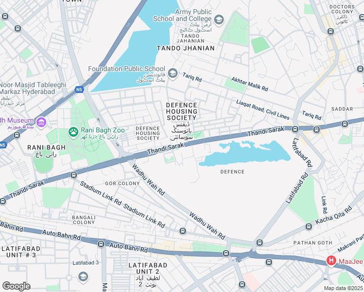 map of restaurants, bars, coffee shops, grocery stores, and more near Thandi Sarak in Hyderabad