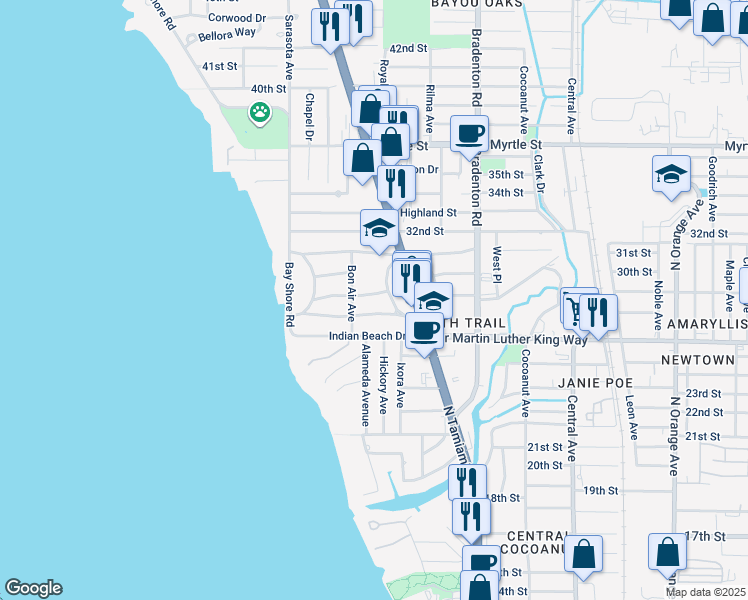map of restaurants, bars, coffee shops, grocery stores, and more near 2839 West Tamiami Circle in Sarasota