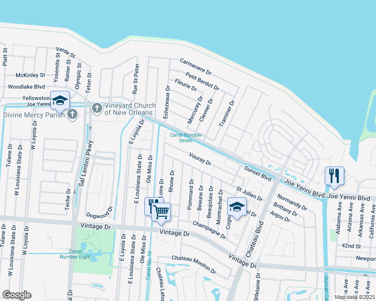 map of restaurants, bars, coffee shops, grocery stores, and more near 620 Vouray Drive in Kenner