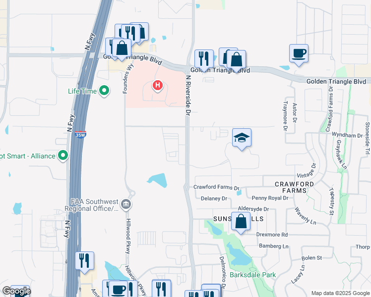 map of restaurants, bars, coffee shops, grocery stores, and more near 10401 North Riverside Drive in Fort Worth