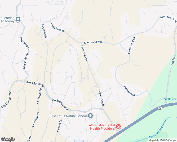 map of restaurants, bars, coffee shops, grocery stores, and more near Via Dulcea in Fallbrook