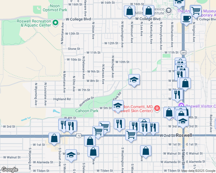 map of restaurants, bars, coffee shops, grocery stores, and more near 2 Hillcrest Street in Roswell