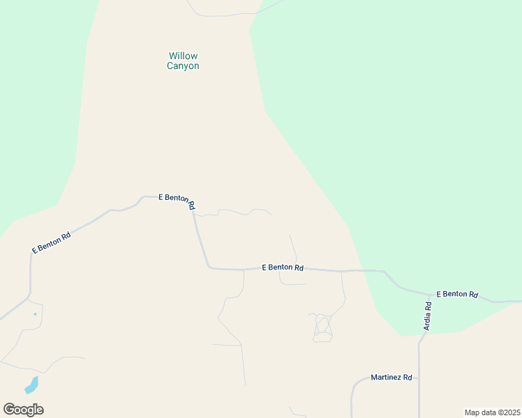 map of restaurants, bars, coffee shops, grocery stores, and more near 42577 East Benton Road in Hemet