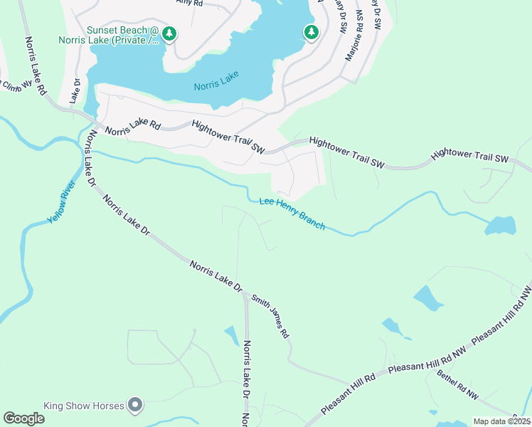 map of restaurants, bars, coffee shops, grocery stores, and more near 8592 Hidden Creek Cir in Snellville