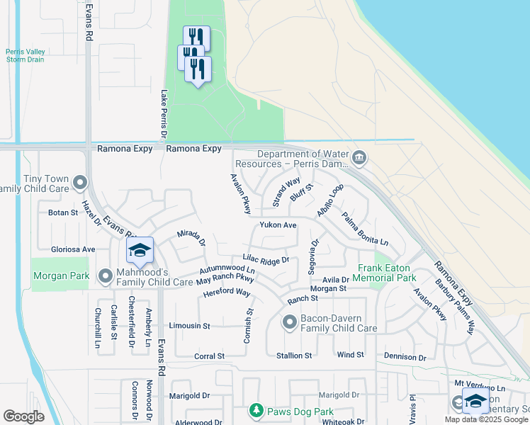 map of restaurants, bars, coffee shops, grocery stores, and more near 1205 Strand Way in Perris