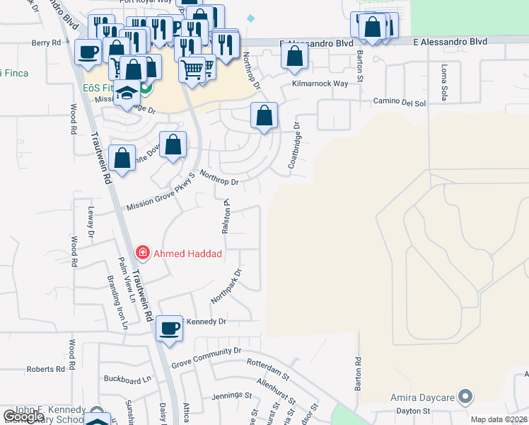 map of restaurants, bars, coffee shops, grocery stores, and more near 7932 La Crosse Way in Riverside