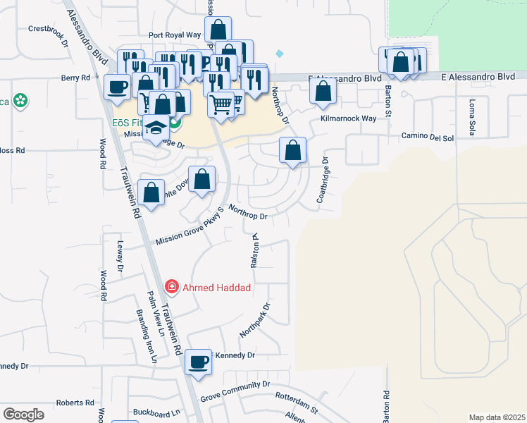 map of restaurants, bars, coffee shops, grocery stores, and more near 7250 Ayers Rock Road in Riverside