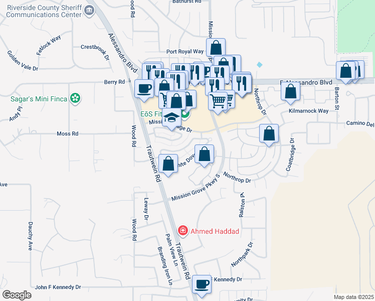 map of restaurants, bars, coffee shops, grocery stores, and more near 19198 Vintage Woods Drive in Riverside