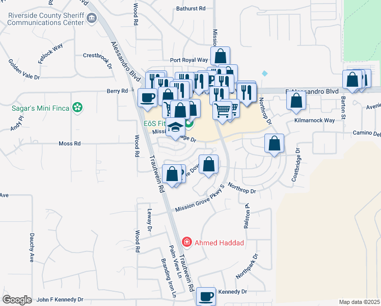 map of restaurants, bars, coffee shops, grocery stores, and more near 19199 Vintage Woods Drive in Riverside