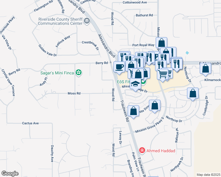 map of restaurants, bars, coffee shops, grocery stores, and more near 7545 Wood Road in Riverside