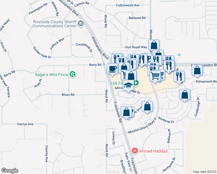 map of restaurants, bars, coffee shops, grocery stores, and more near 7545 Wood Road in Riverside