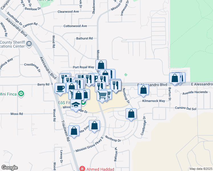 map of restaurants, bars, coffee shops, grocery stores, and more near in Riverside
