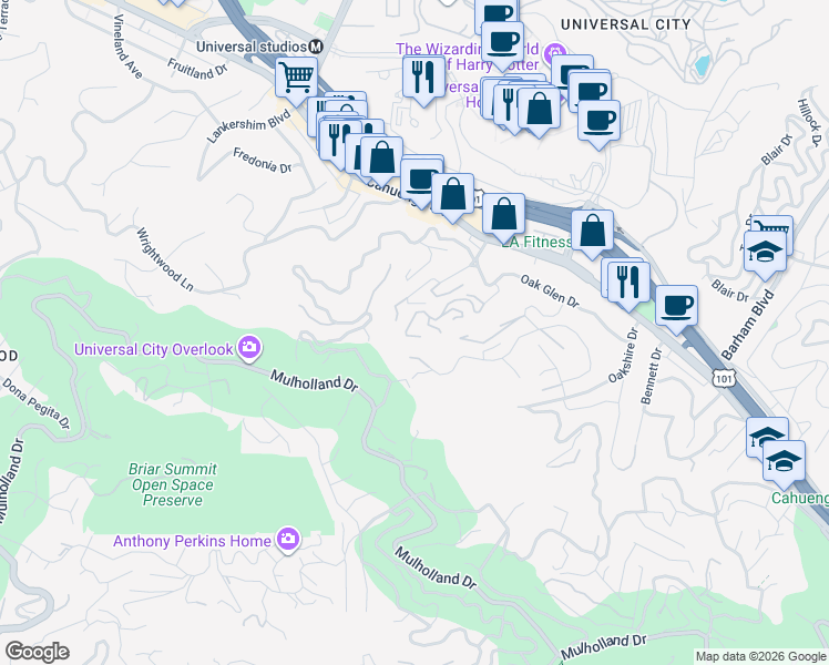 map of restaurants, bars, coffee shops, grocery stores, and more near 3200 Oakley Drive in Los Angeles