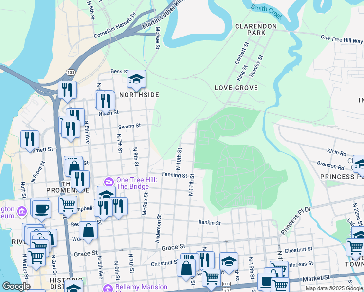 map of restaurants, bars, coffee shops, grocery stores, and more near 924 North 10th Street in Wilmington