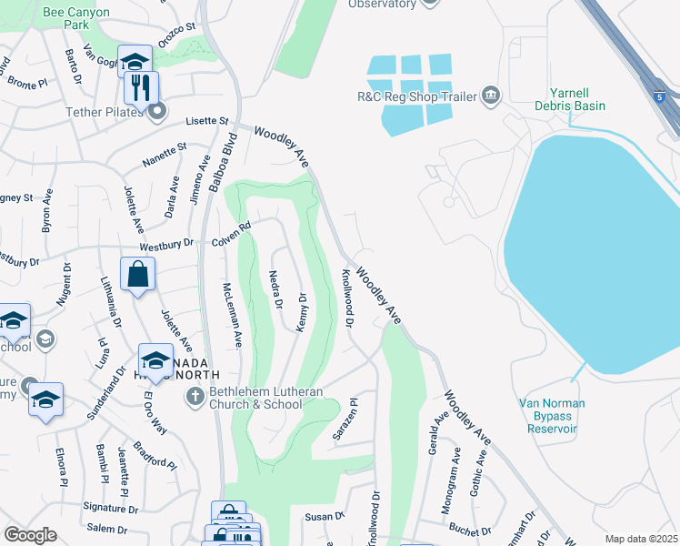 map of restaurants, bars, coffee shops, grocery stores, and more near 16417 Knollwood Drive in Los Angeles