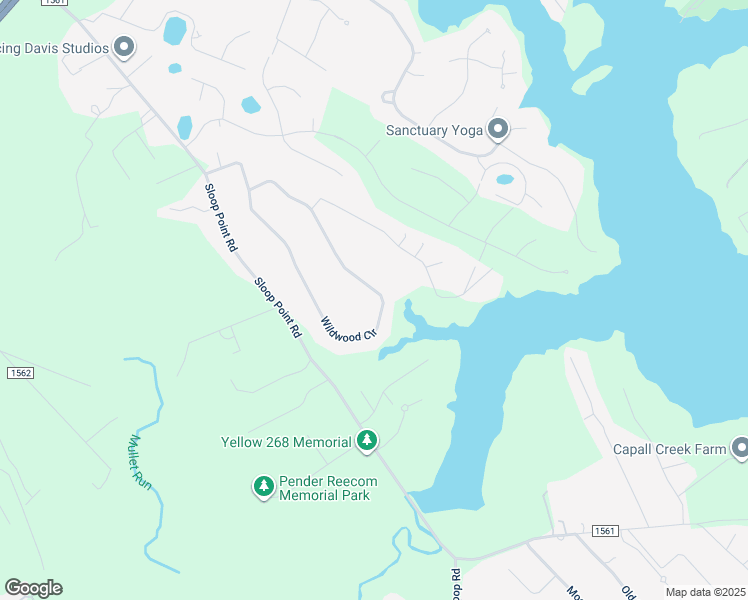 map of restaurants, bars, coffee shops, grocery stores, and more near 865 Wildwood Circle in Hampstead