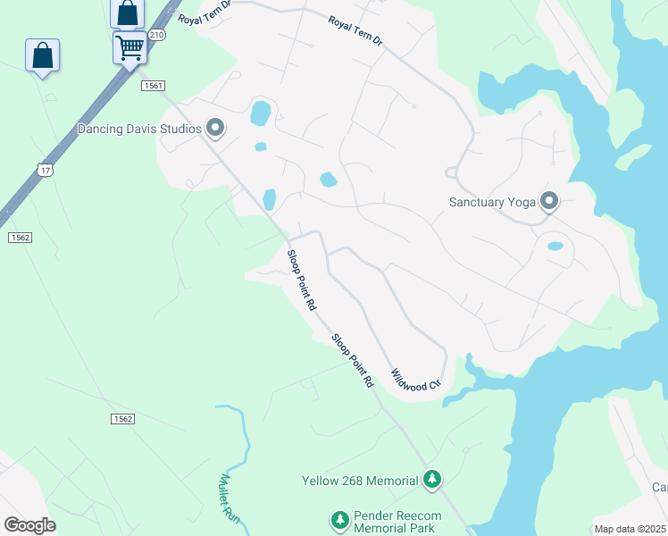 map of restaurants, bars, coffee shops, grocery stores, and more near 793 Wildwood Circle in Hampstead