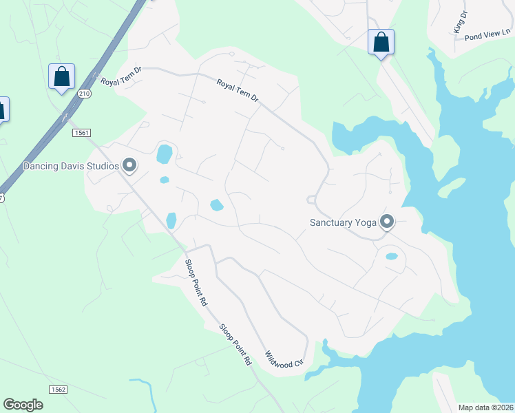 map of restaurants, bars, coffee shops, grocery stores, and more near 377 Crown Pointe Drive in Hampstead