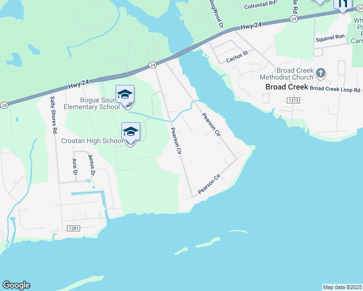map of restaurants, bars, coffee shops, grocery stores, and more near 560 Pearson Circle in Newport