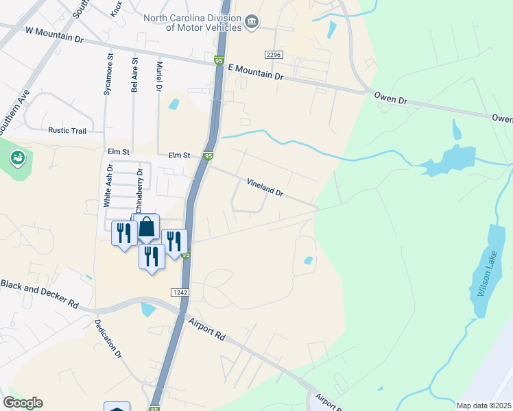 map of restaurants, bars, coffee shops, grocery stores, and more near 2629 Phoenician Drive in Fayetteville