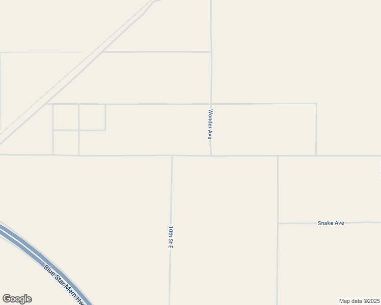 map of restaurants, bars, coffee shops, grocery stores, and more near Wonder Avenue in Kern County