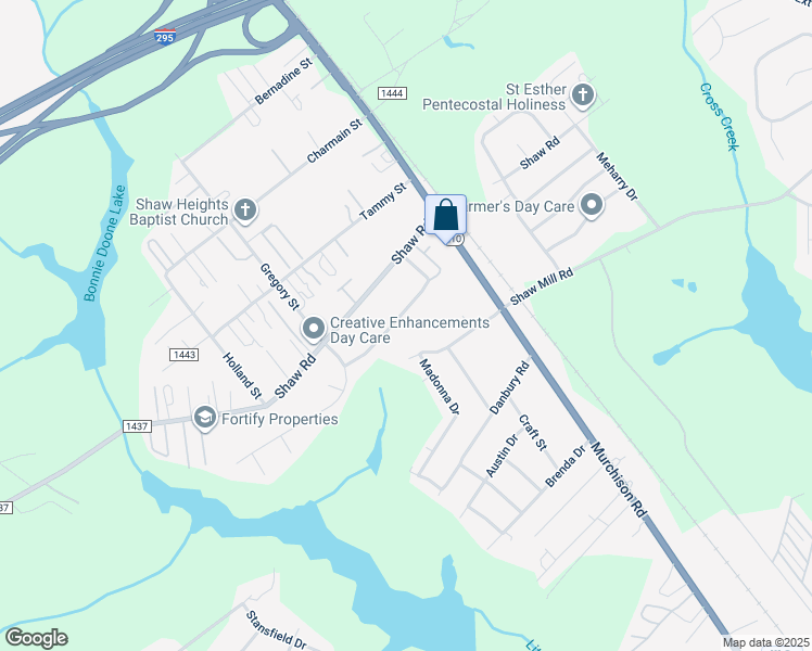 map of restaurants, bars, coffee shops, grocery stores, and more near 1618 Gardenia Avenue in Fayetteville