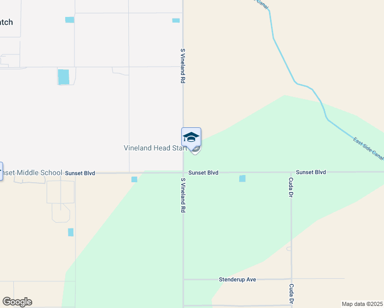 map of restaurants, bars, coffee shops, grocery stores, and more near 14327 South Vineland Road in Bakersfield