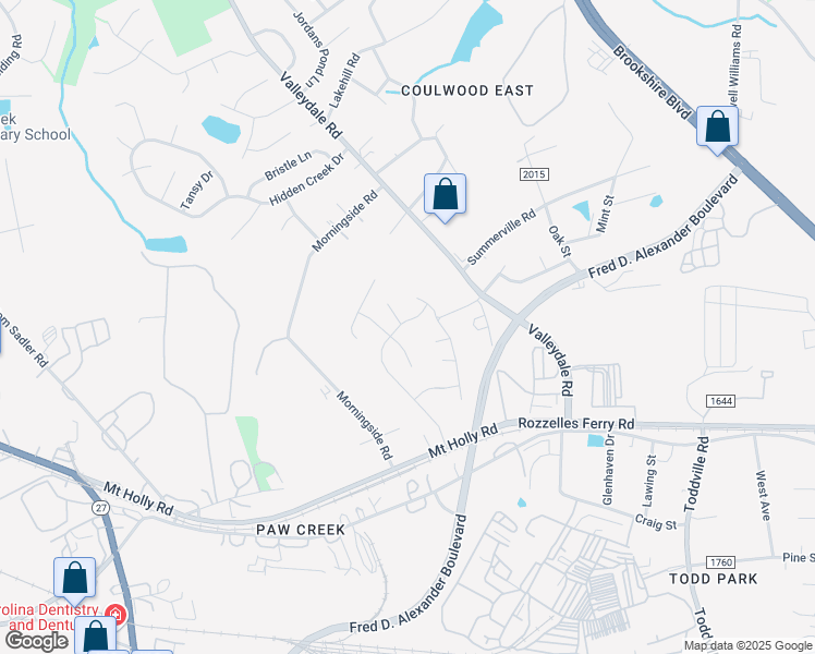 map of restaurants, bars, coffee shops, grocery stores, and more near 7118 Roaming Path Court in Charlotte