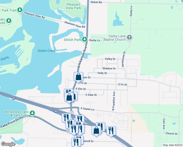 map of restaurants, bars, coffee shops, grocery stores, and more near 300 East Gum Street in Russellville