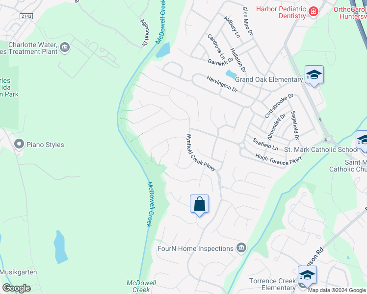 map of restaurants, bars, coffee shops, grocery stores, and more near 15734 Glencastle Street in Huntersville