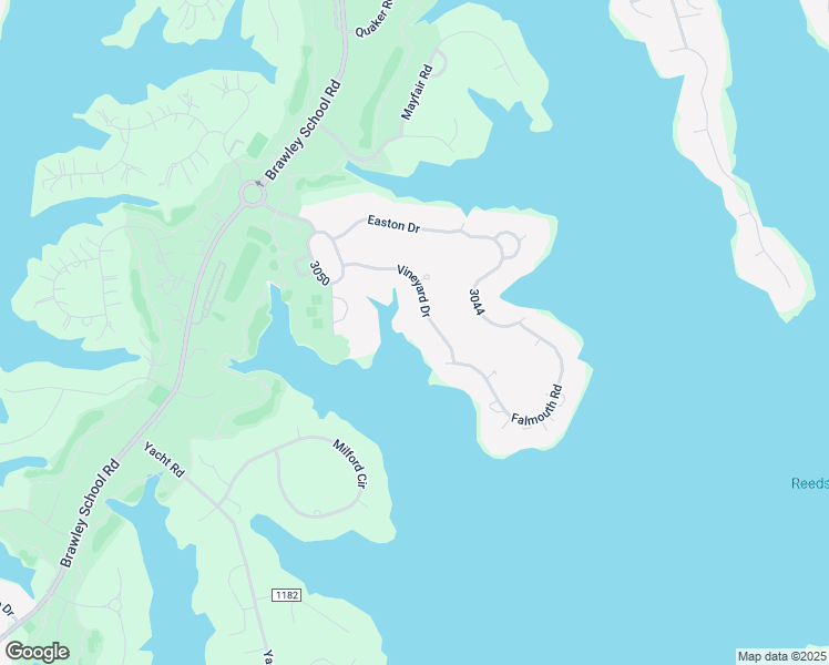 map of restaurants, bars, coffee shops, grocery stores, and more near 129 Vineyard Drive in Mooresville
