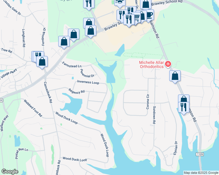 map of restaurants, bars, coffee shops, grocery stores, and more near Hazelton Loop in Mooresville
