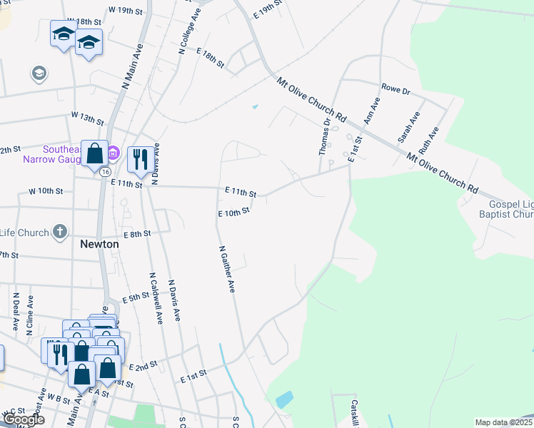 map of restaurants, bars, coffee shops, grocery stores, and more near 725 East 11th Street in Newton