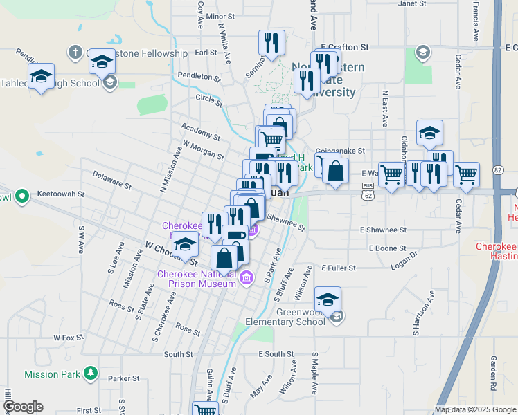 map of restaurants, bars, coffee shops, grocery stores, and more near 113 East Shawnee Street in Tahlequah