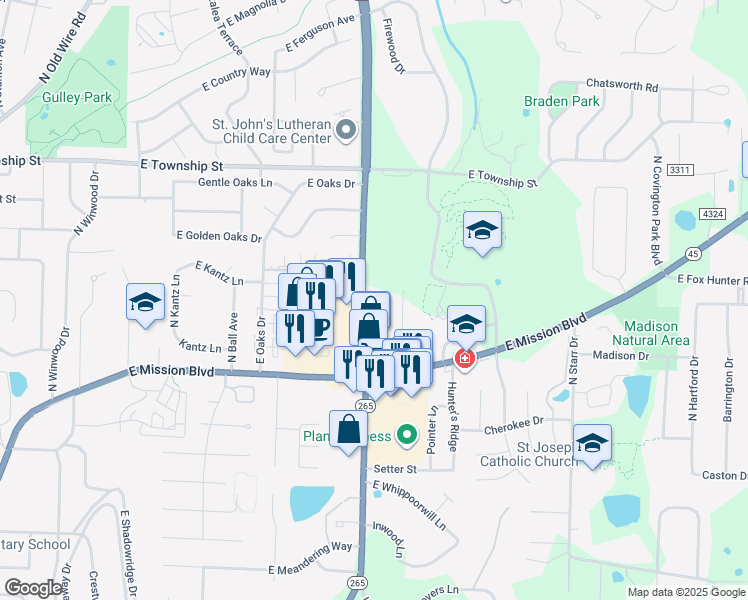 map of restaurants, bars, coffee shops, grocery stores, and more near 2146 North Crossover Road in Fayetteville