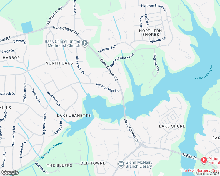map of restaurants, bars, coffee shops, grocery stores, and more near 2 Leeward Court in Greensboro